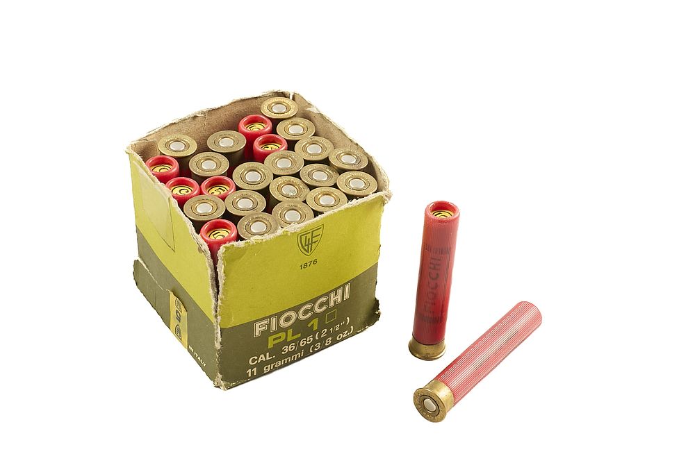 Lot 209: FIOCCHI .410 5 SHOT CARTRIDGES FOR 2 1/2", 25 OF;