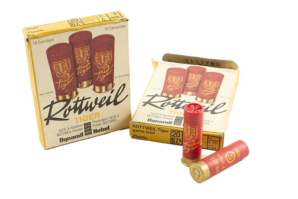 Lot 212: ROTTWEIL TIGER 20-BORE 4 SHOT CARTRIDGE FOR 2 1/2" & 2 3/4", 20 OF;