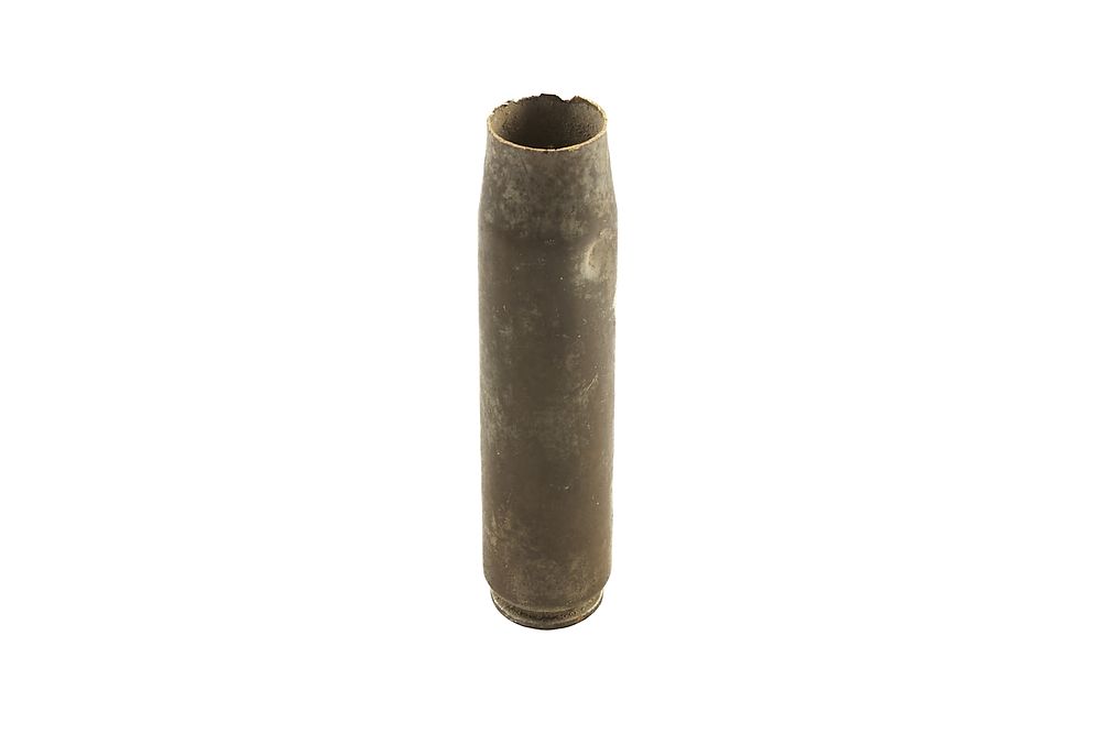 Lot 265: 20MM MKII HISPANO SPITFIRE CASE 1945;
