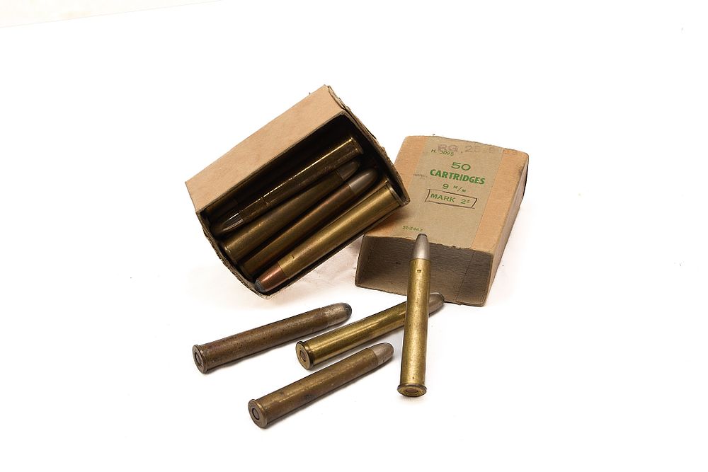 Lot 275: .375 x 2 1/2" RIMMED NITRO-EXPRESS RIFLE CARTRDIGES, 14 OF;
