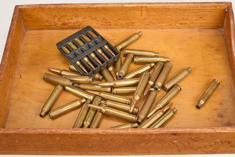 Lot 316: 7MM REM MAG, 16 OF LIVE & 27 BRASS;