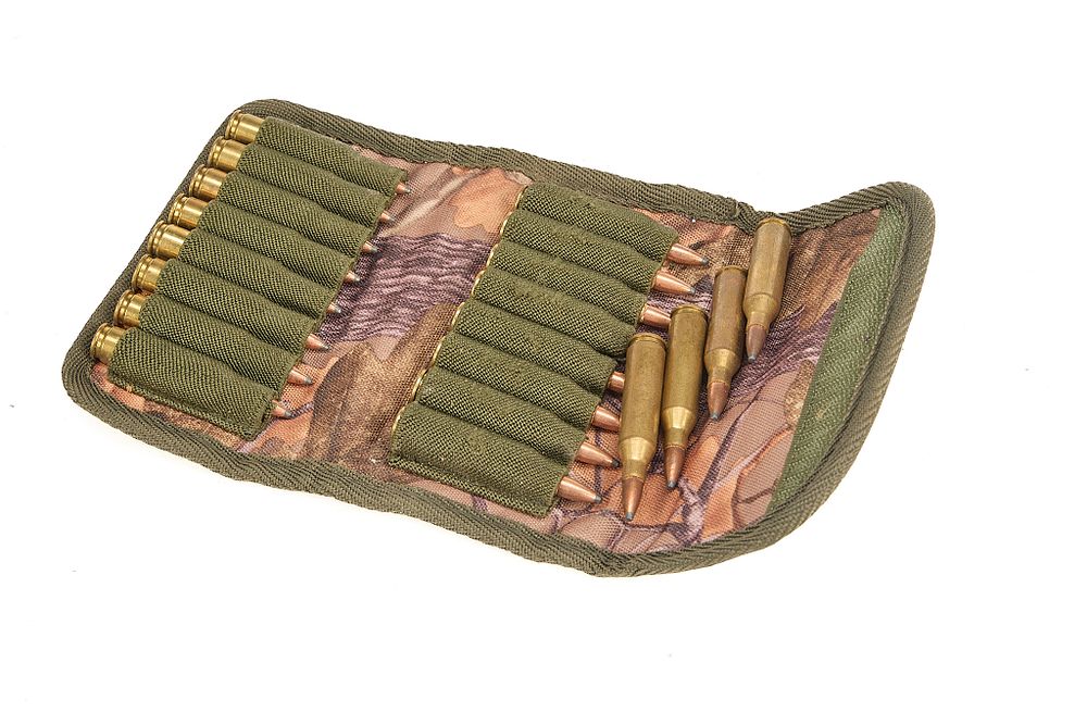 Lot 322: FEDERAL .243 JSP, 20 OF IN JACK PYKE WALLET;