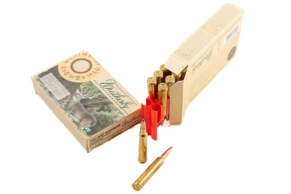 Lot 332: WEATHERBY .240 WBY MAGNUM 100gr SPRE POINT, 40 OF;