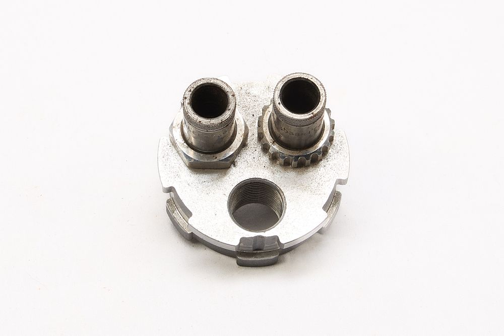 Lot 369: LEE .303 BRITISH & LEE 7.62X54 DIE IN THREE HOLE TURRET;