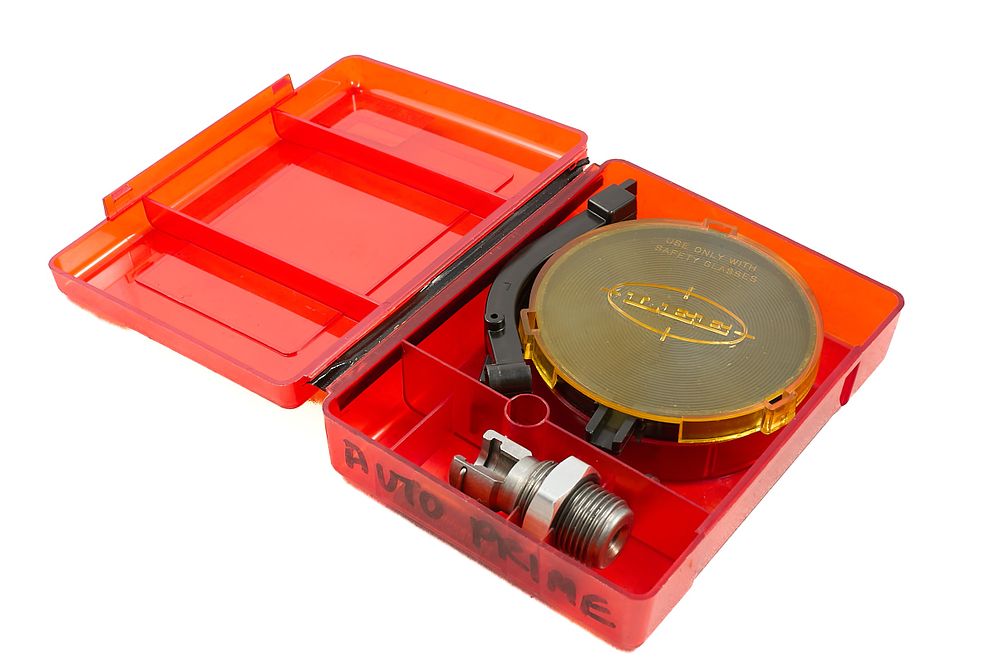 Lot 370: LEE AUTO PRIME WITH SHELL HOLDER;