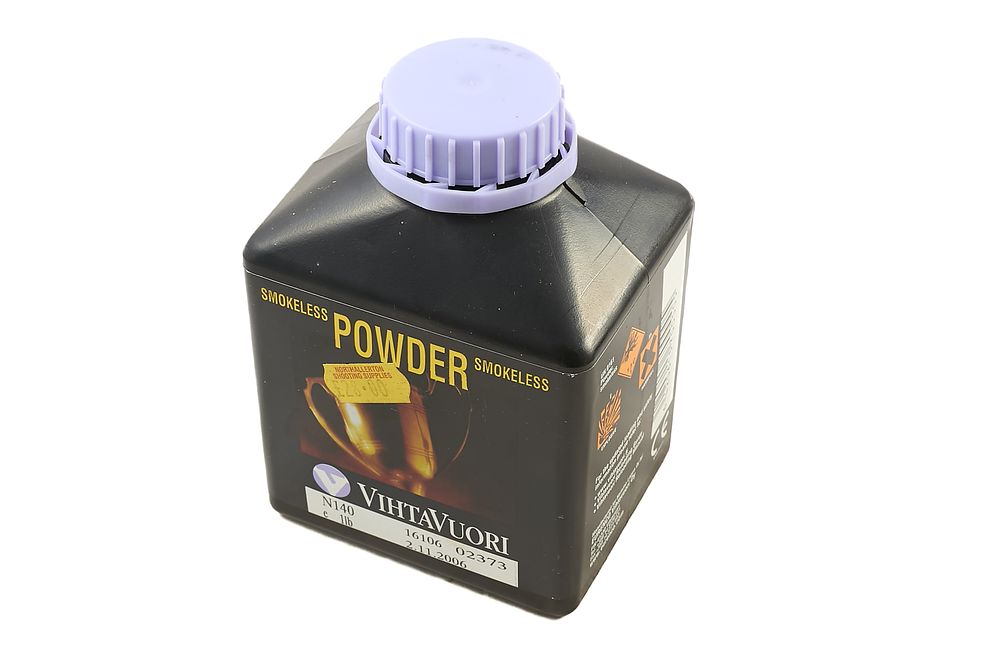 Lot 533: VIHTAVUORI N140 SMOKLESS POWDER, UNOPENED;