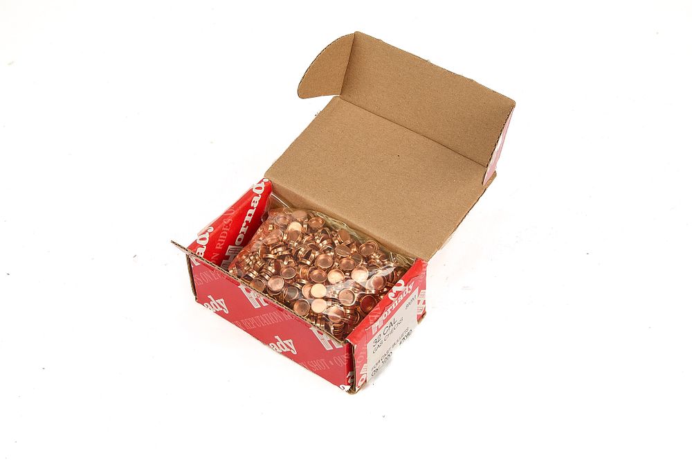 Lot 546: HORNADY .32 GAS CHECKS, 1000 OF;