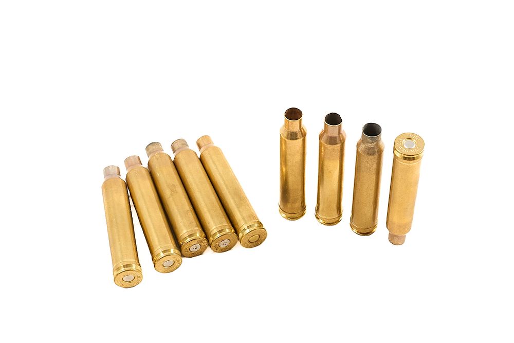 Lot 550: PREPPED AND PRIMED .300 WIN MAH PPU PRVI PARTISAN CASES, 40 OF & ONCE FIRED, 16 of;