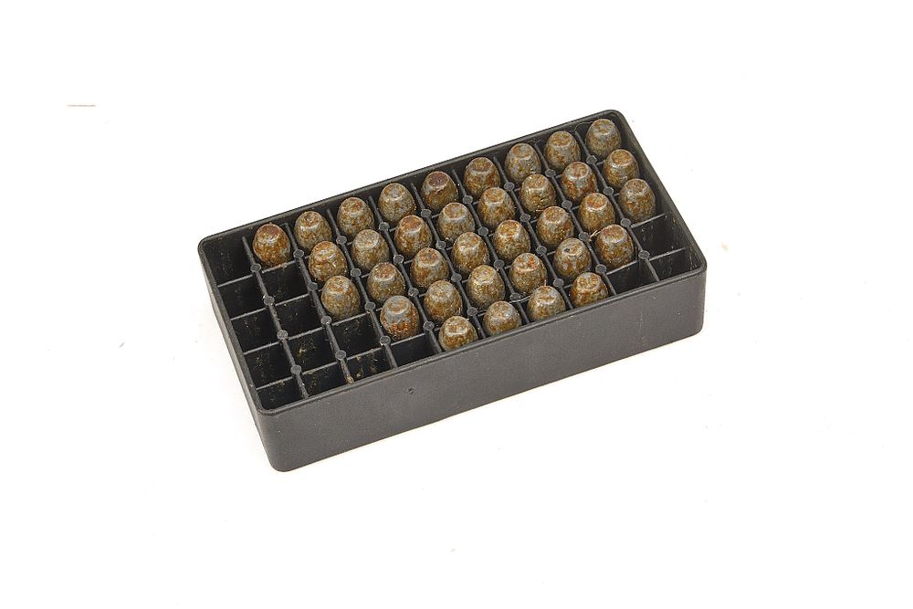 Lot 559: 510gr .45 GAS CHECKED CAST BULLETS 46 OF;