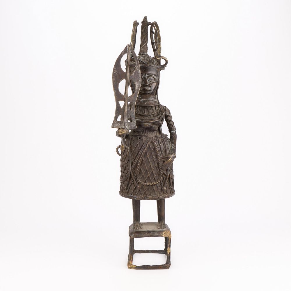 June Jubilee: Asian Art, Glass, Jewels & More