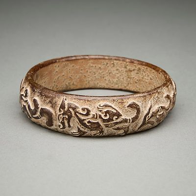 Vintage Chinese Carved Steatite Bangle. Vintage Chinese carved steatite bracelet or bangle. 