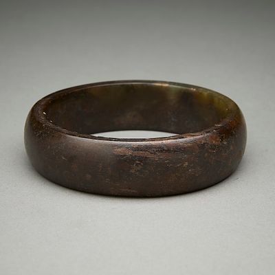 Chinese Carved Jade Bangle Bracelet. Chinese carved jade bangle or bracelet with smooth 