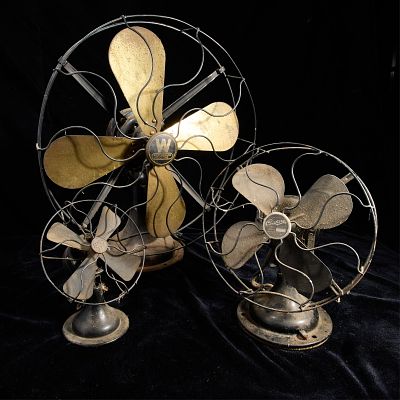 3 Antique Metal Fans. Includes Busy B metal miniature four blade 105-115 volts 50 cycles fan; 