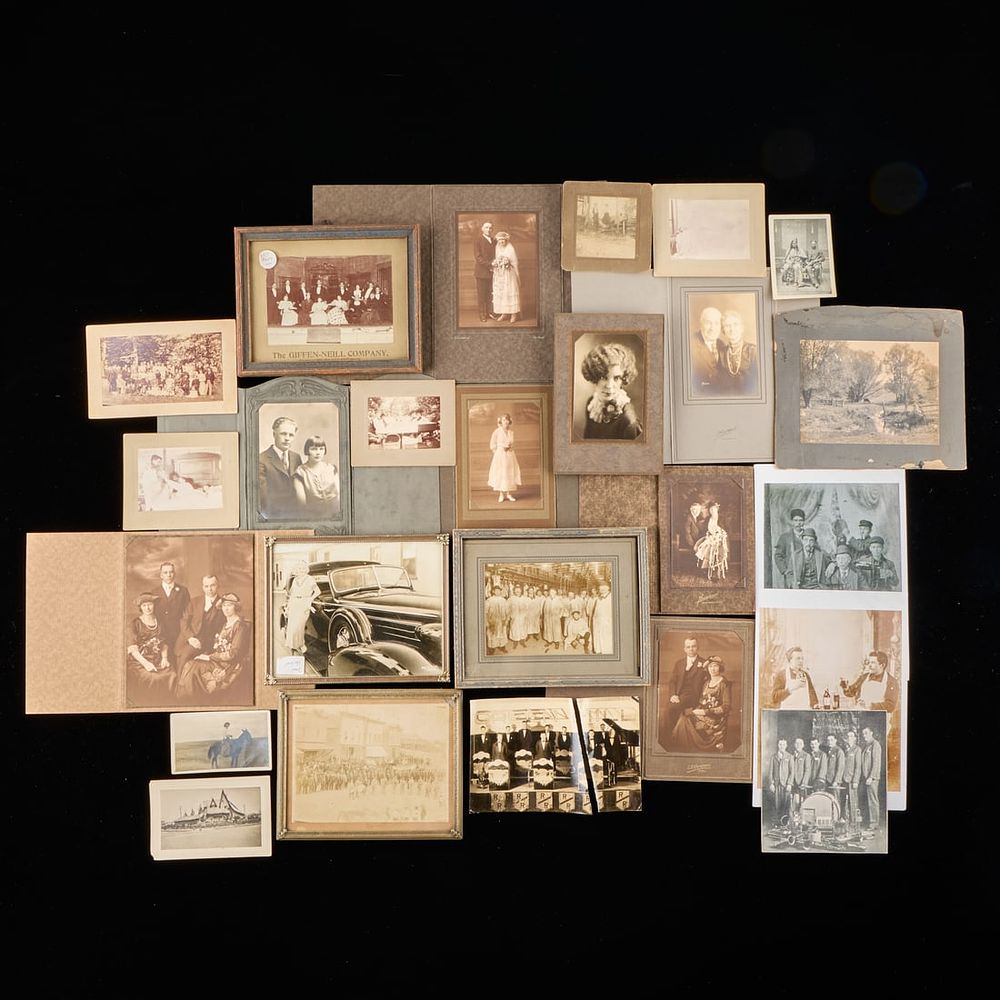 Lot 193: Grp 25 Antique American Life Photographs