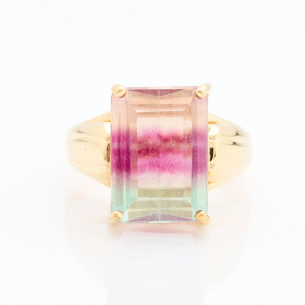 Lot 225: 14k Yellow Gold Ring Sz 7