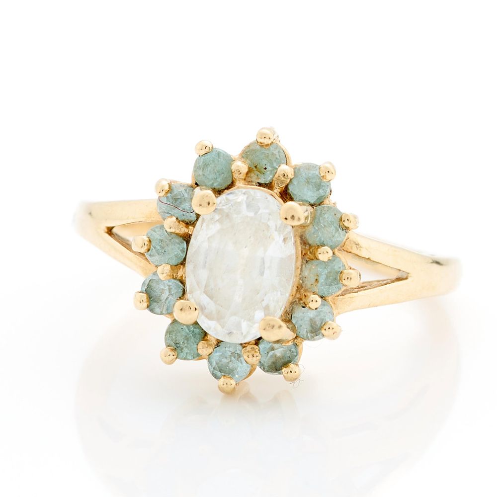 Lot 229: 10k Yellow Gold Topaz Ring Sz 5.25