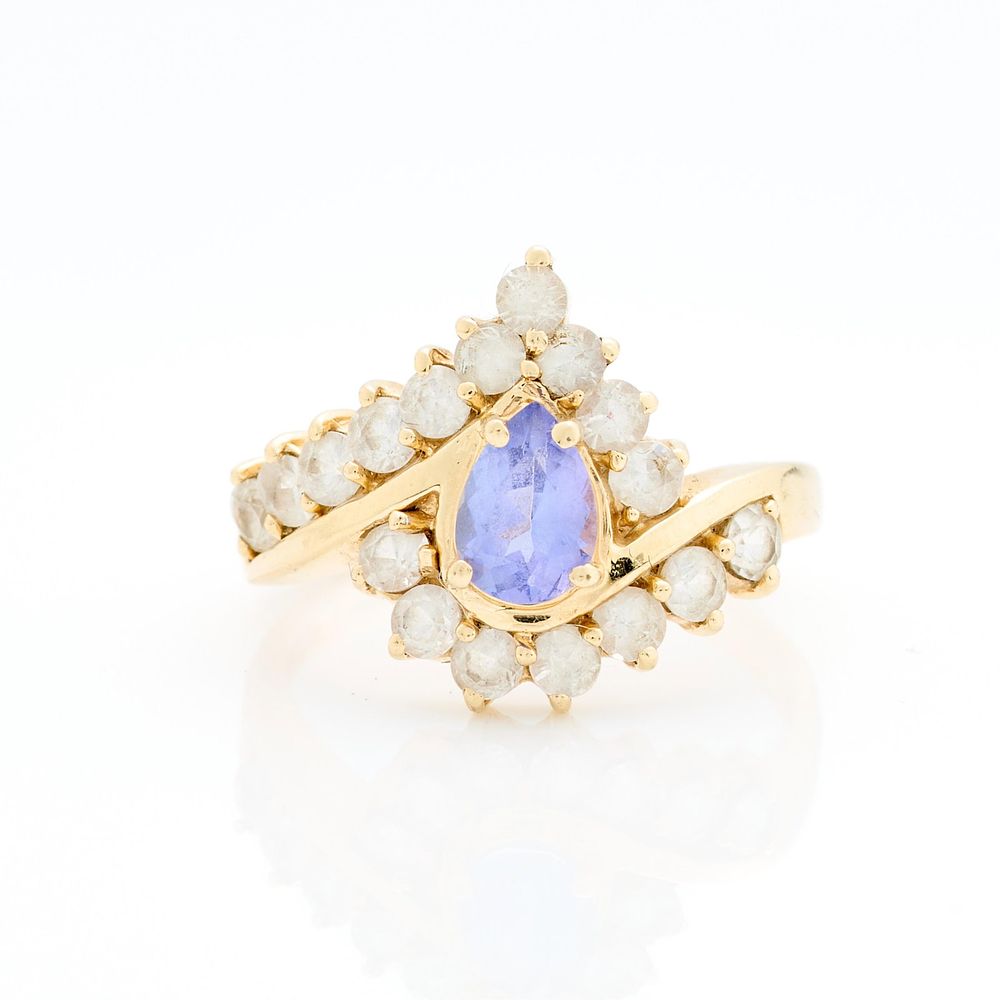Lot 231: 14k Yellow Gold Tanzanite Ring Sz 8