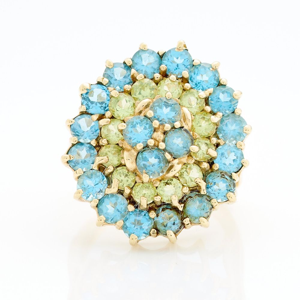 Lot 233: 10k Yellow Gold Cluster Ring Sz 7