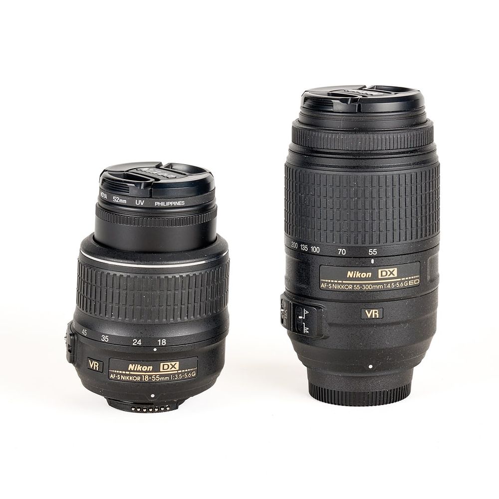 Lot 248: 2 Nikon AF-S DX "Nikkor" Camera Lenses