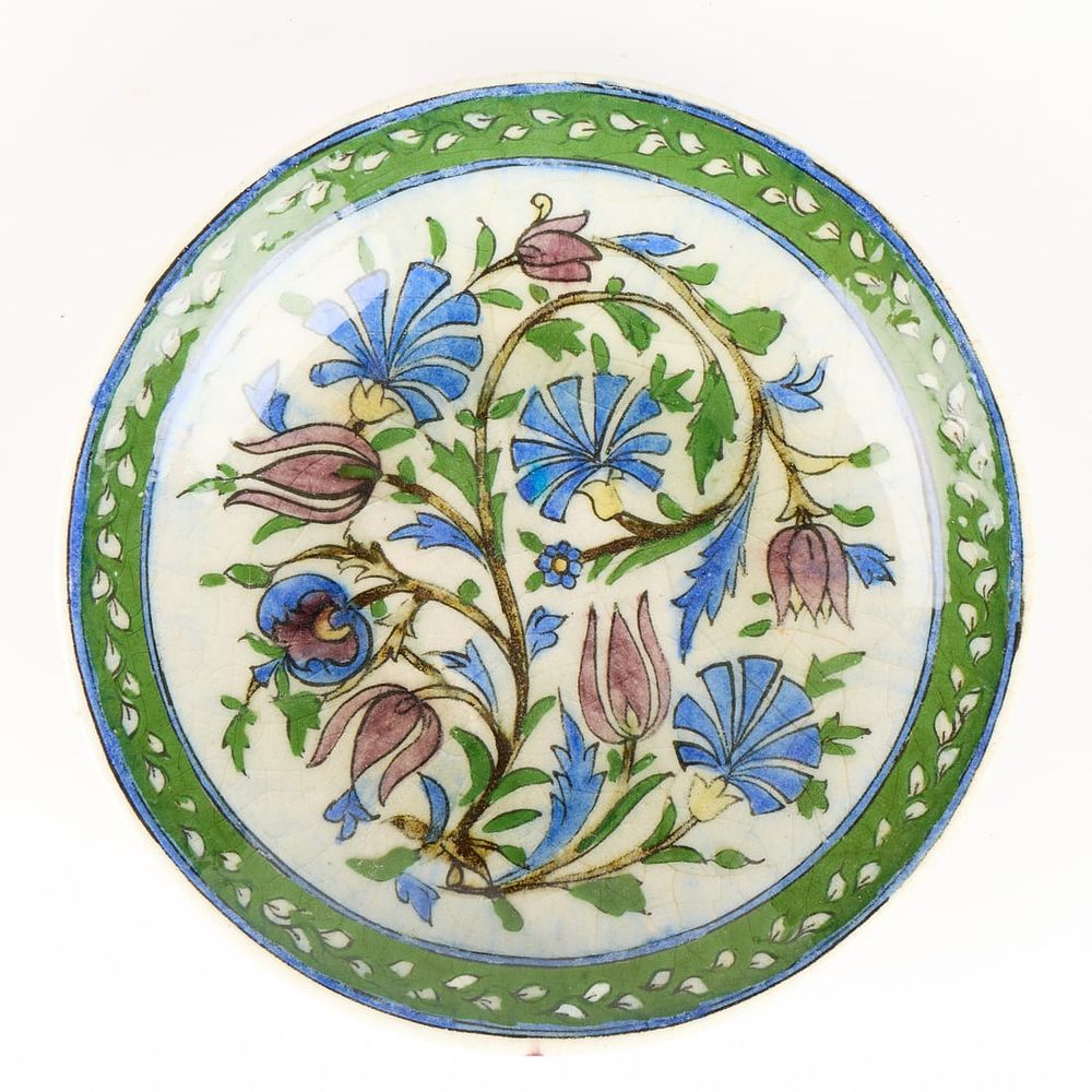Lot 352: Turkish Iznik Pottery Plate