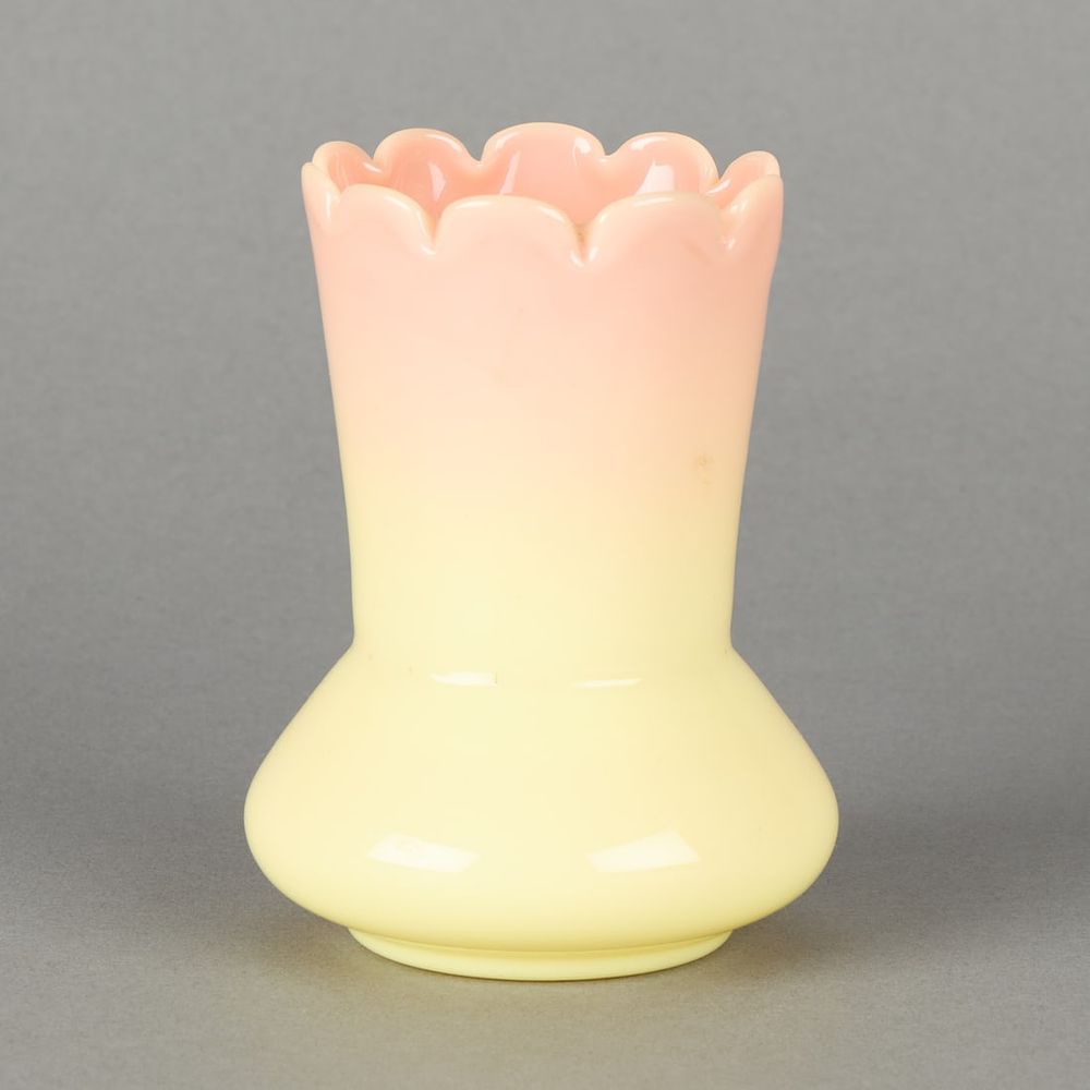 Lot 445: Mt. Washington Burmese Glass Vase