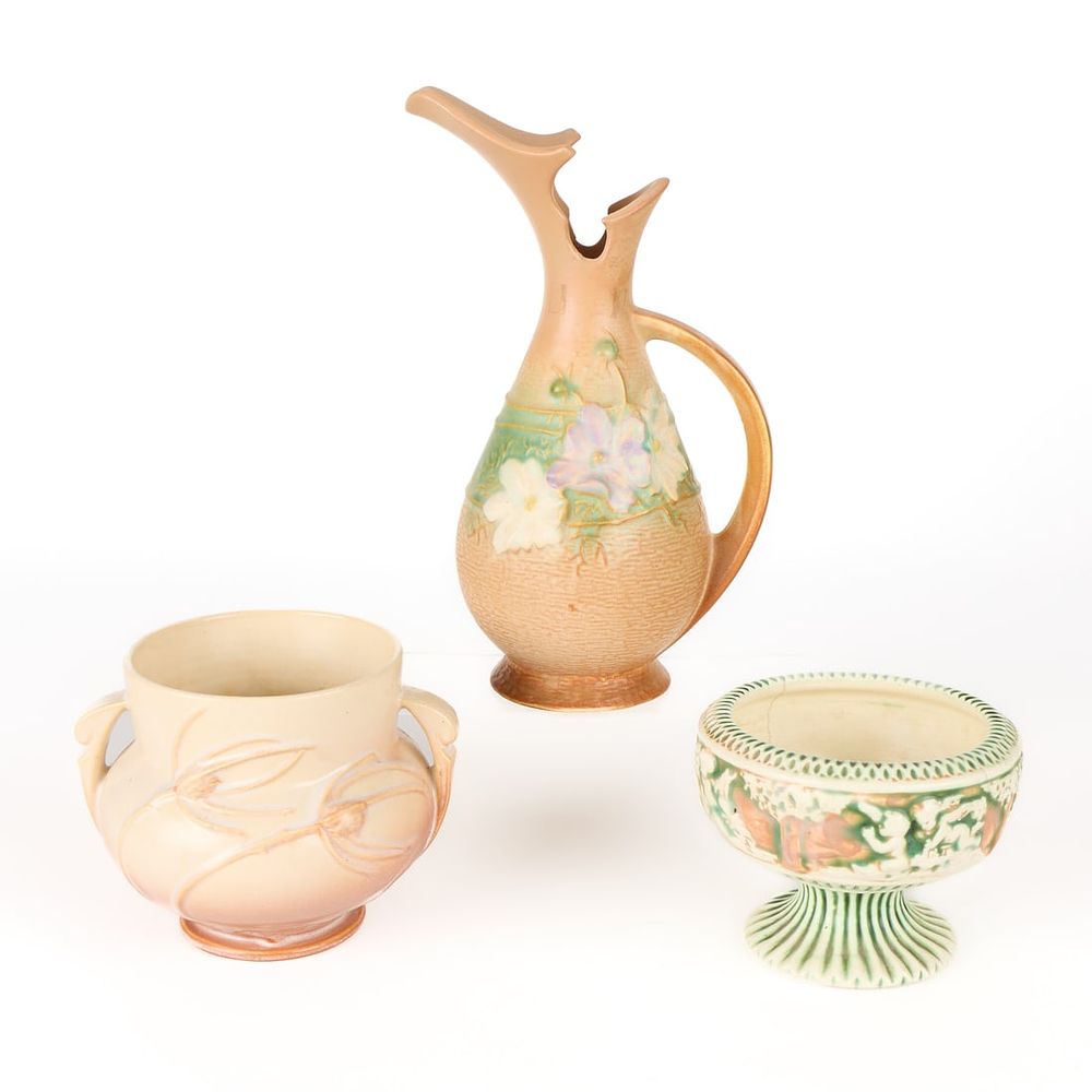 Lot 581: 3 Roseville Art Pottery Vessels
