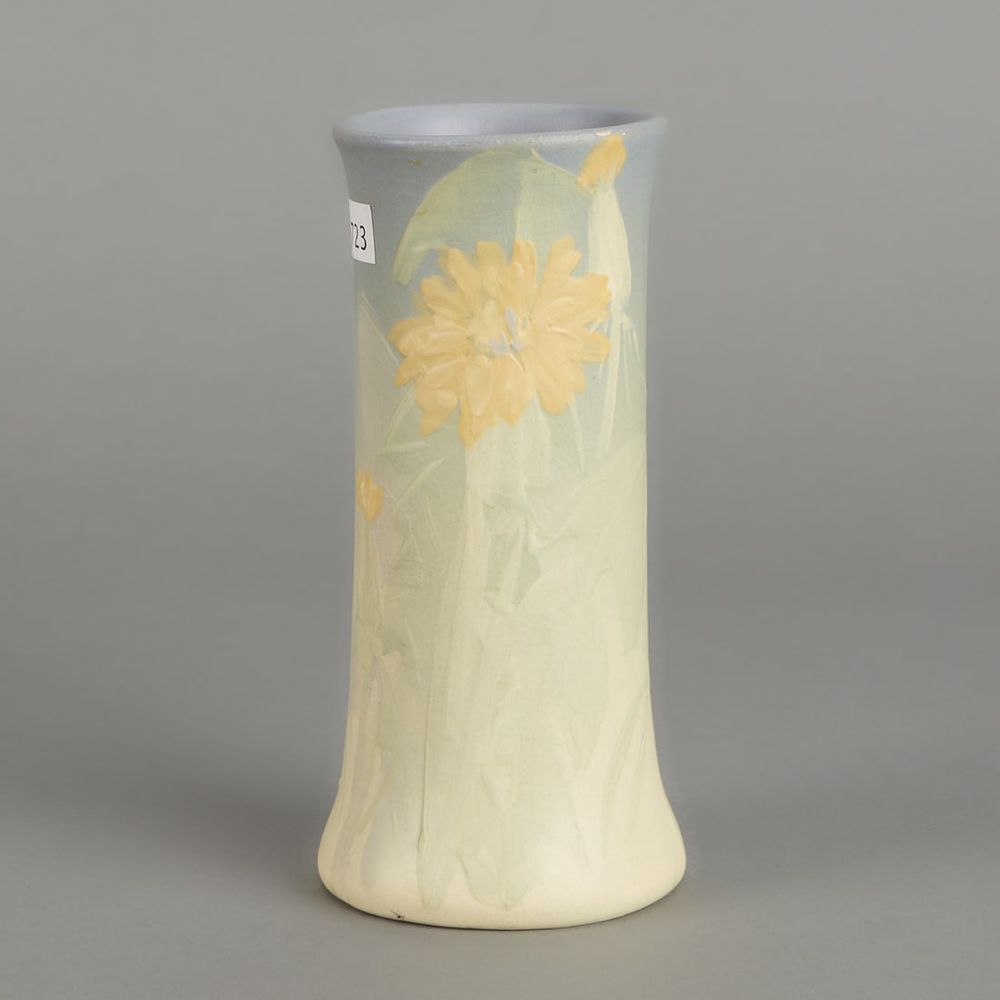 Lot 593: Weller Art Pottery "Hudson" Flower Vase