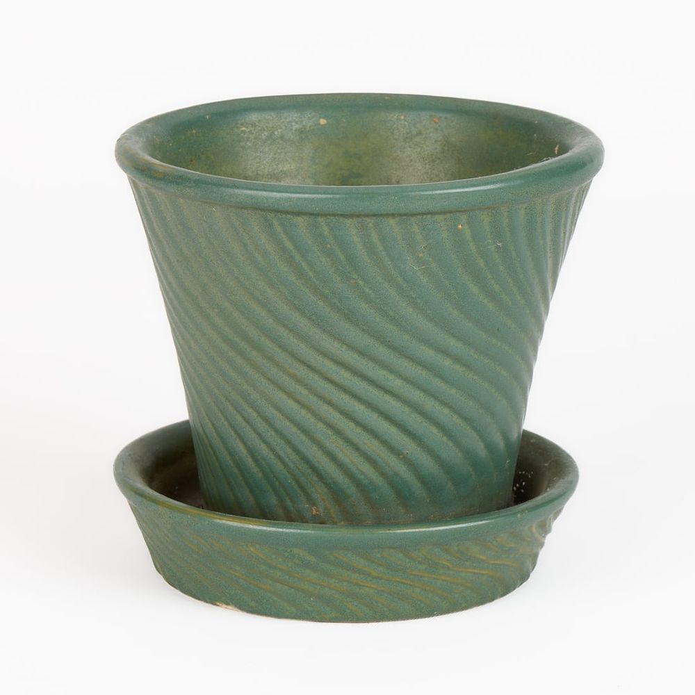Lot 651: Brush McCoy Matte Green Art Pottery Planter
