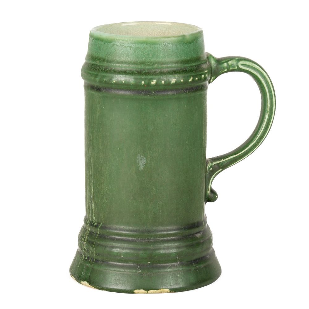 Lot 665: Hampshire Art Pottery Matte Green Tankard
