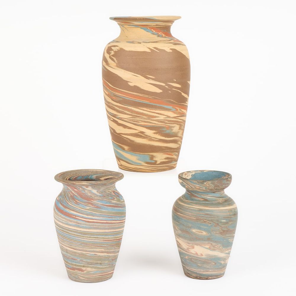 Lot 672: 3 Arts & Crafts Niloak & Other Mission Swirl Pottery Vases