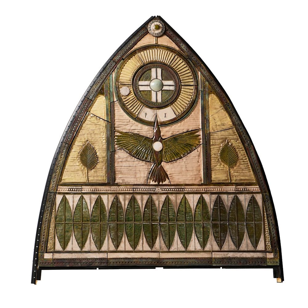 Lot 686: Lrg Ceramic Arched Tympanum Decorative Panel