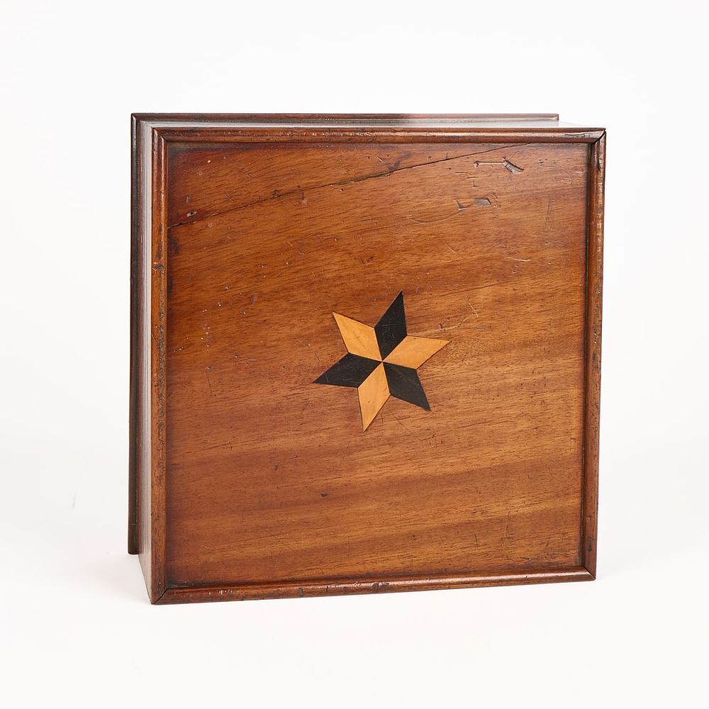 Lot 688: Federal Inlaid Wooden Box