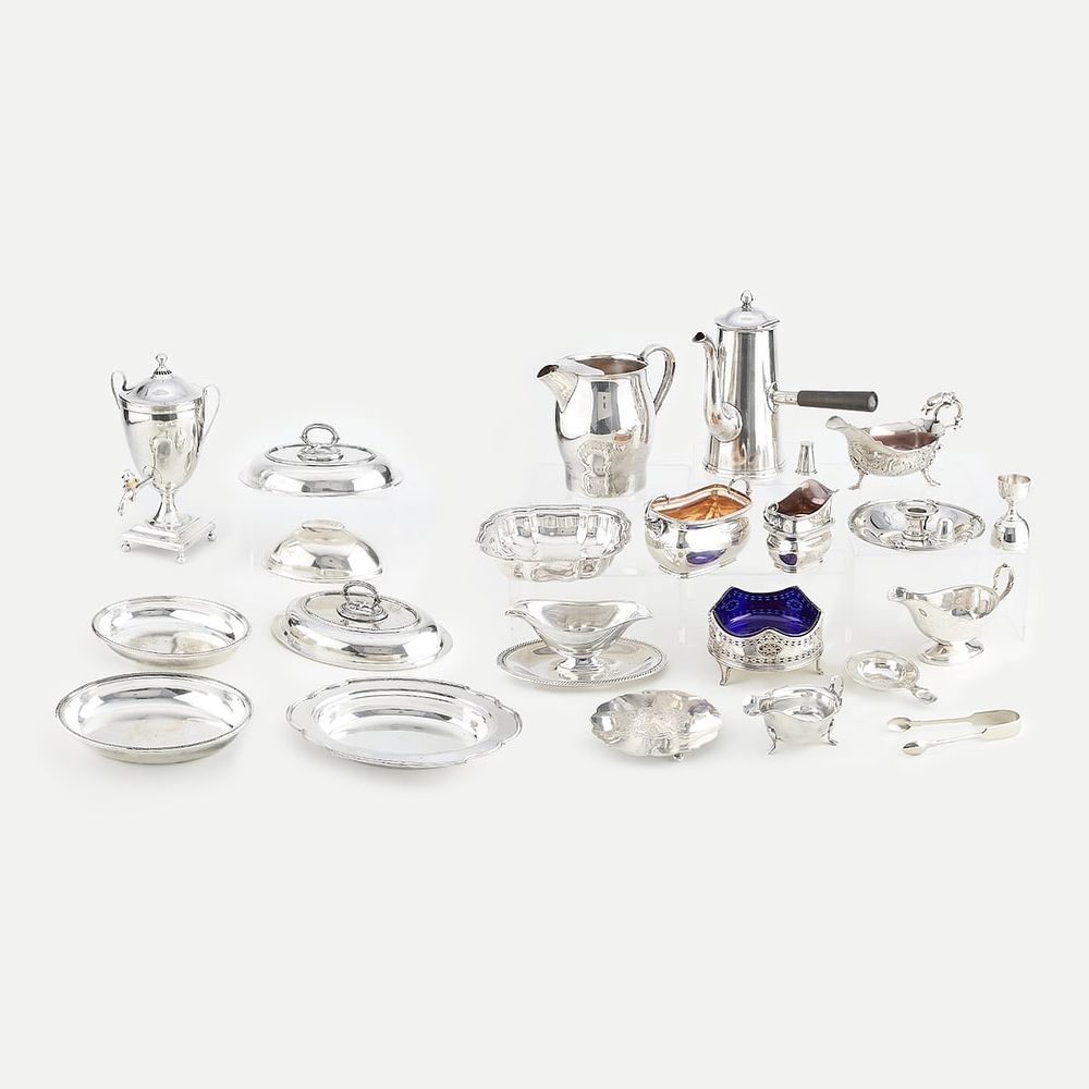 Lot 695: Lrg Grp Silverplate Holloware Incl. Reed & Barton