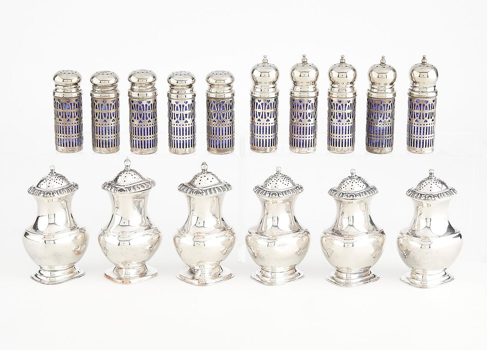 Lot 699: 16 Silver Plate Salt & Pepper Shakers