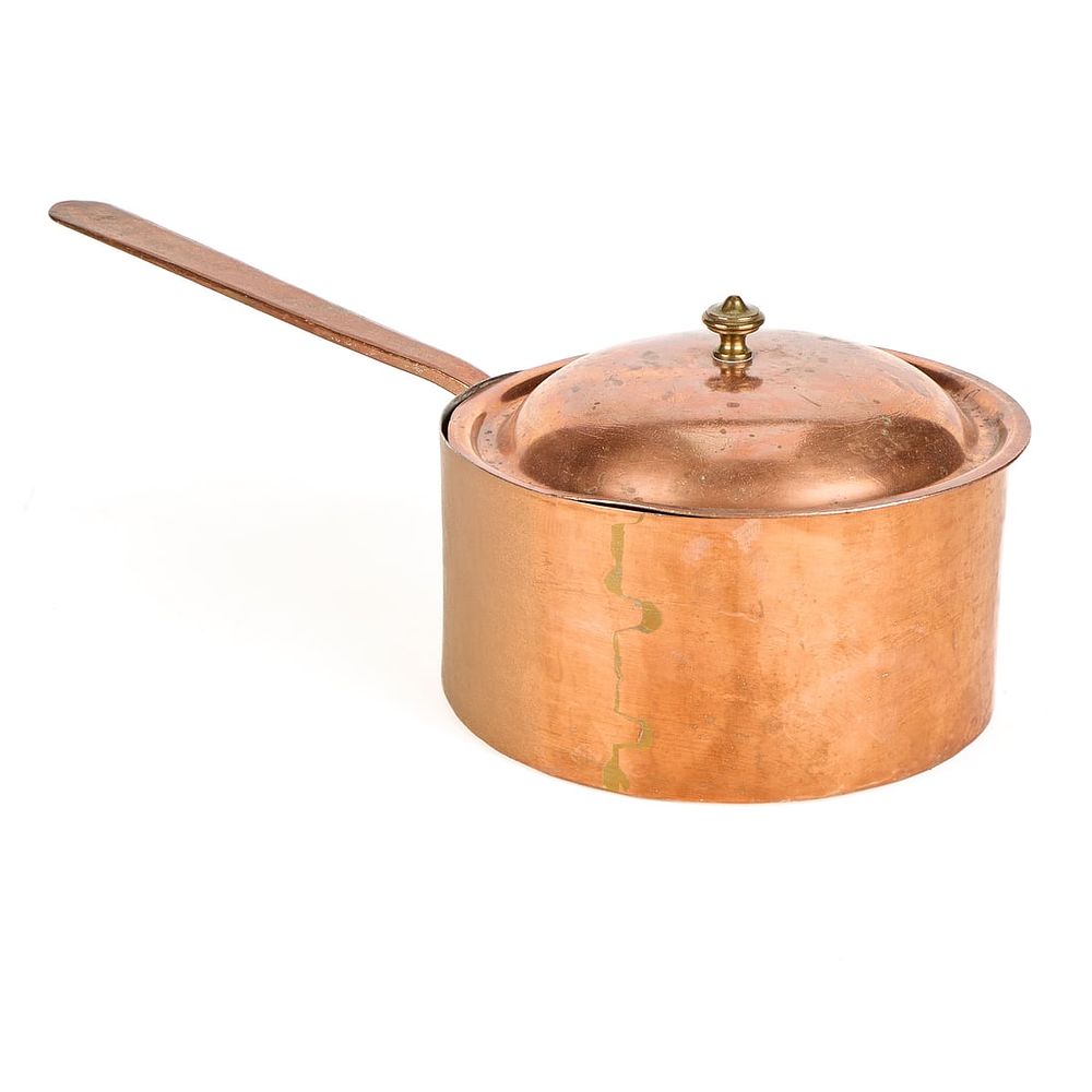 Lot 717: Lrg Handwrought Hammered Copper Sauce Saute Pan