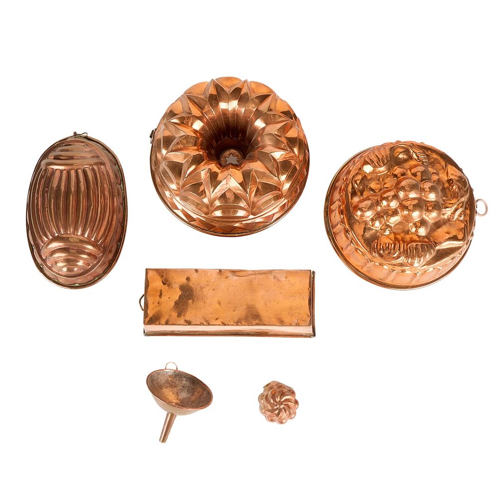 Lot 719: 6 Pc Copper Molds & Pans