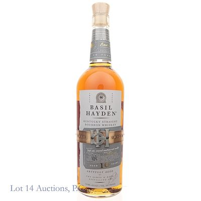 Basil Hayden 10 Year Bourbon. Basil Hayden Kentucky Straight Bourbon Whiskey, aged 10 years, rye 