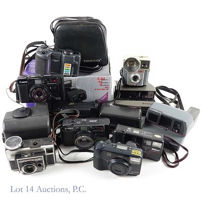 Digital & Film Compact & Polaroid Cameras (1+8+4). Nikon Coolpix 995 digital camera with charger 