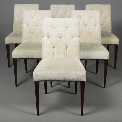 BAKER DINING CHAIRS, A SET OF SIX in cream boucle fabric with button backs and feature handles 
