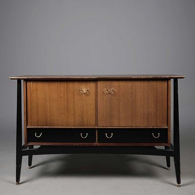 G PLAN LIBRENZA SIDEBOARD Teak with ebonised detail 85cm H x 132cm W x 45cm D All over wear