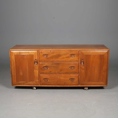 ERCOL 455 SIDEBOARD. 155.5cm x 45cm x 69cm approx. sold as seen.
