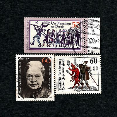 Three Postage Stamps of the Deutsche Bundespost, Including 'Der Rattenfänger von Hameln' from 1978. 