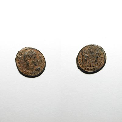 Follis - Constantius II (337-361 d.C.). Anverso: Busto laureado, drapeado e couraçado de 