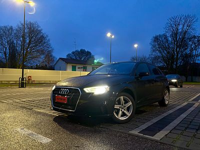 Audi a3 2018. 205,000 Km, Hand Second. Transmission: Manual
Color: black, Engine: Diesel 