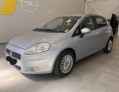 Fiat Grande Punto 2006. 199 000 Km
Tipo di motore: Gas.