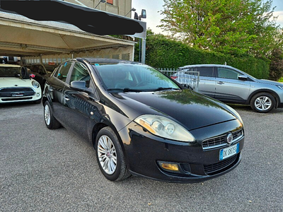 Fiat BRAVO 2007. 392 000 Km
Tipo di motore: Diesel.