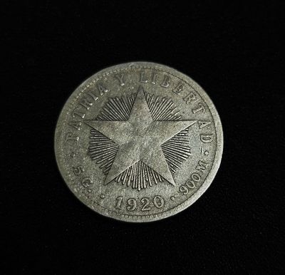 קובה מטבע מכסף בעריך 20 סנטבוס משנת 1920 במצב טוב משקל 4.80 גרם