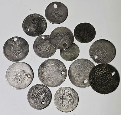 14 מטבעות מכסף מוקדמים של האימפריה העותמנית משקל כולל 35.12 גרם