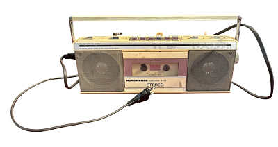 רדיו-טייפ נייד ישן NORDMENDE Midicorder 5023
מכשיר סטריאו נייד עם רדיו 3 תחומים (FM / MW / LW) 