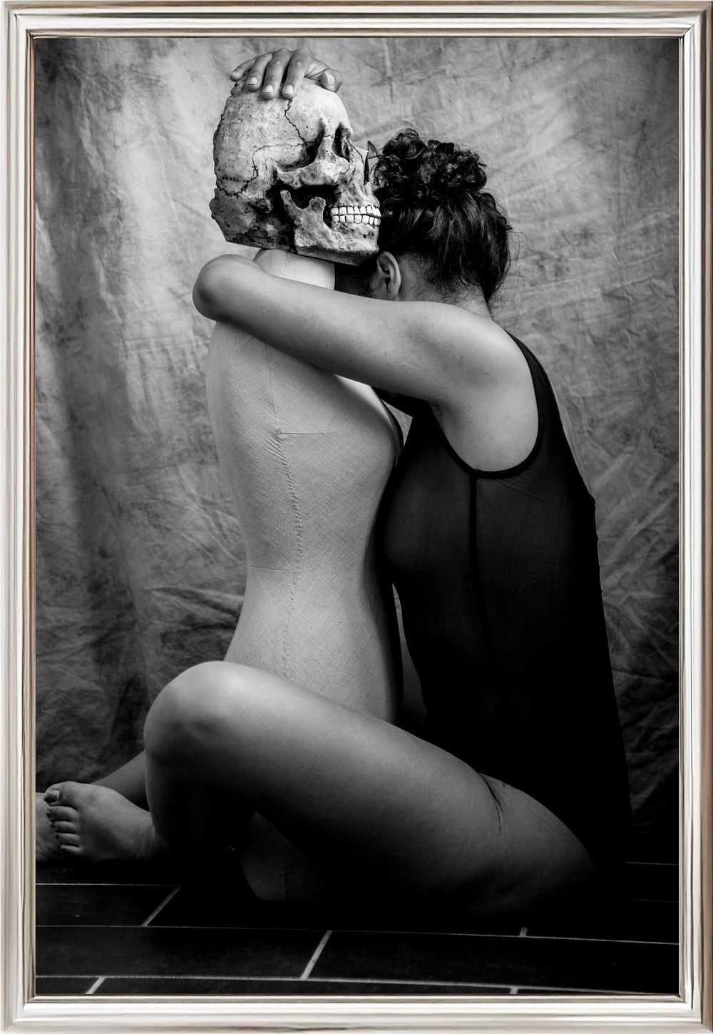 Eniola Desmet, “Memento Mori”, 2024, Fine Art Print on Hahnem&uuml;hle, Edition 1/10 , cm 60 &times; 40. The 